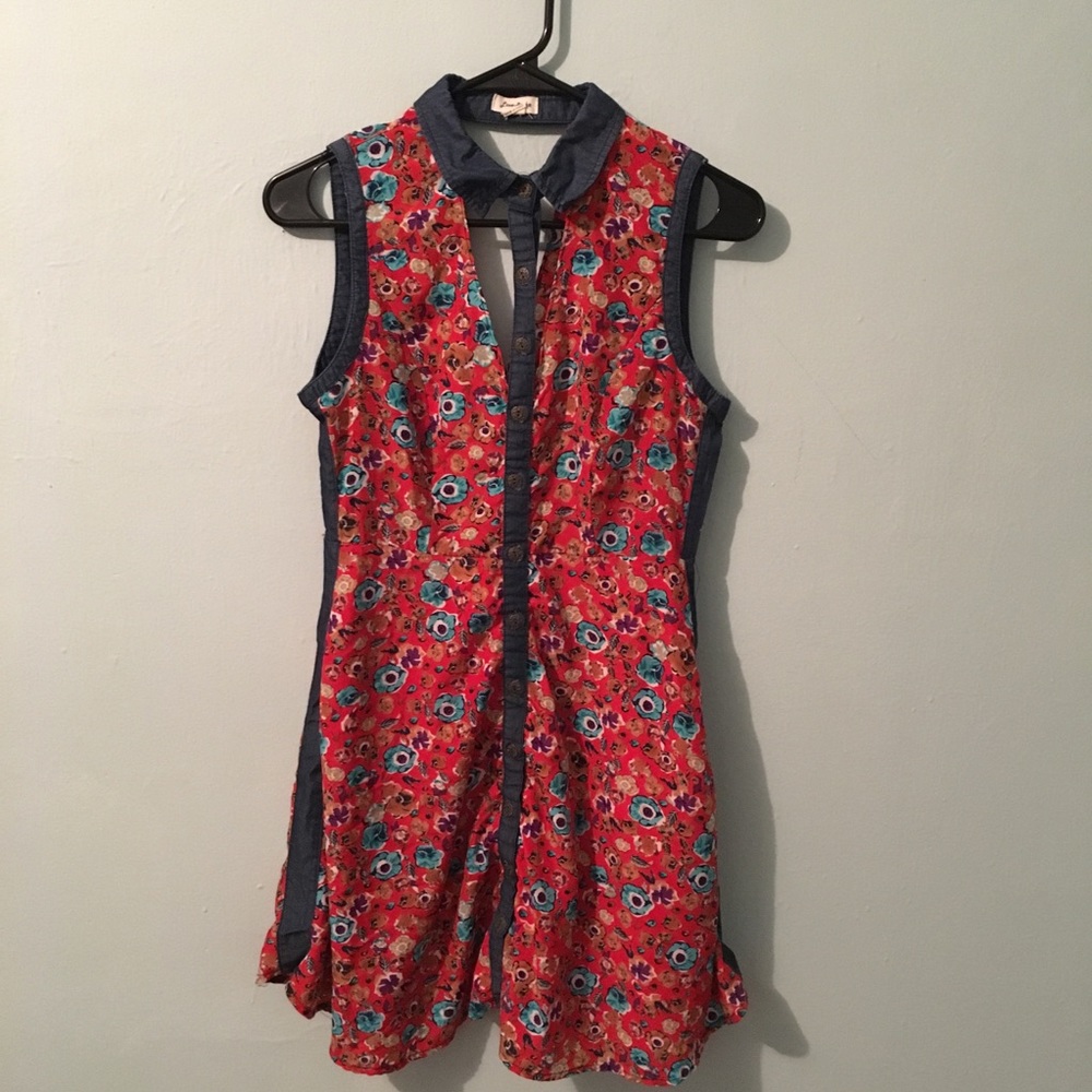 Collard Cut-Out Button-Down Dress